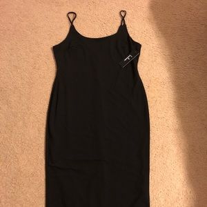 ❤️ Sale ❤️ Lulu’s Black Midi Dress